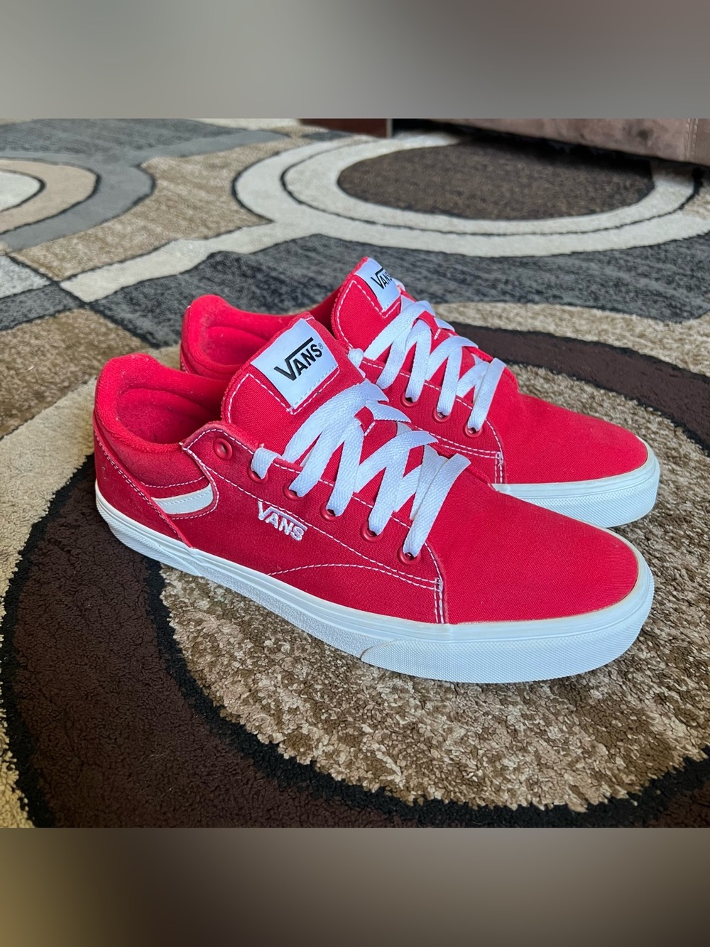 Men’s Vans Seldan low-top casual canvas sneakers Size 10